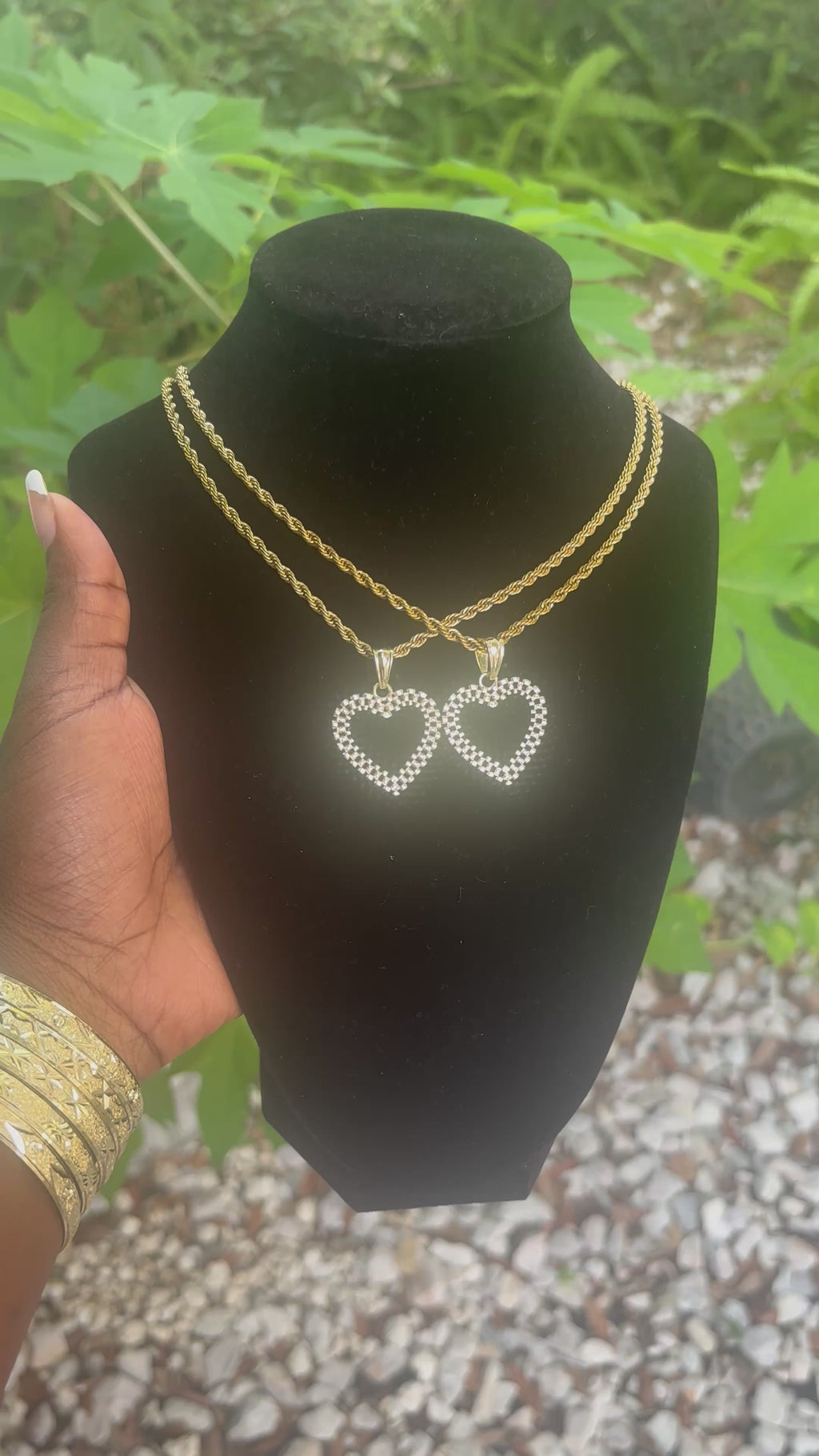 Amour Necklace